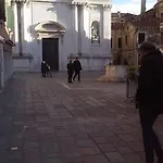 Ca' Angiolo Ai Frari * البندقية